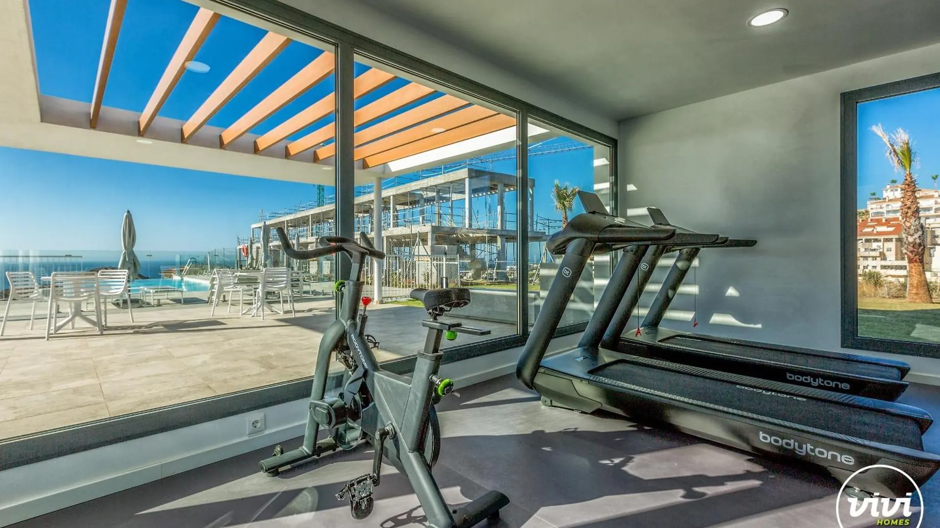Vivi Homes - Diamond Pool, Gym, Terrace & Sea View Fuengirola