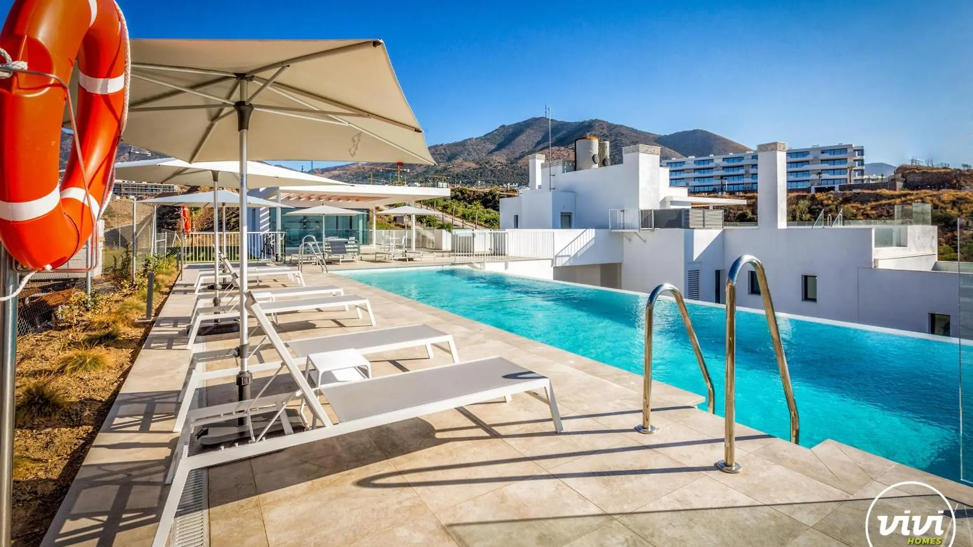 Vivi Homes - Diamond Pool, Gym, Terrace & Sea View Fuengirola
