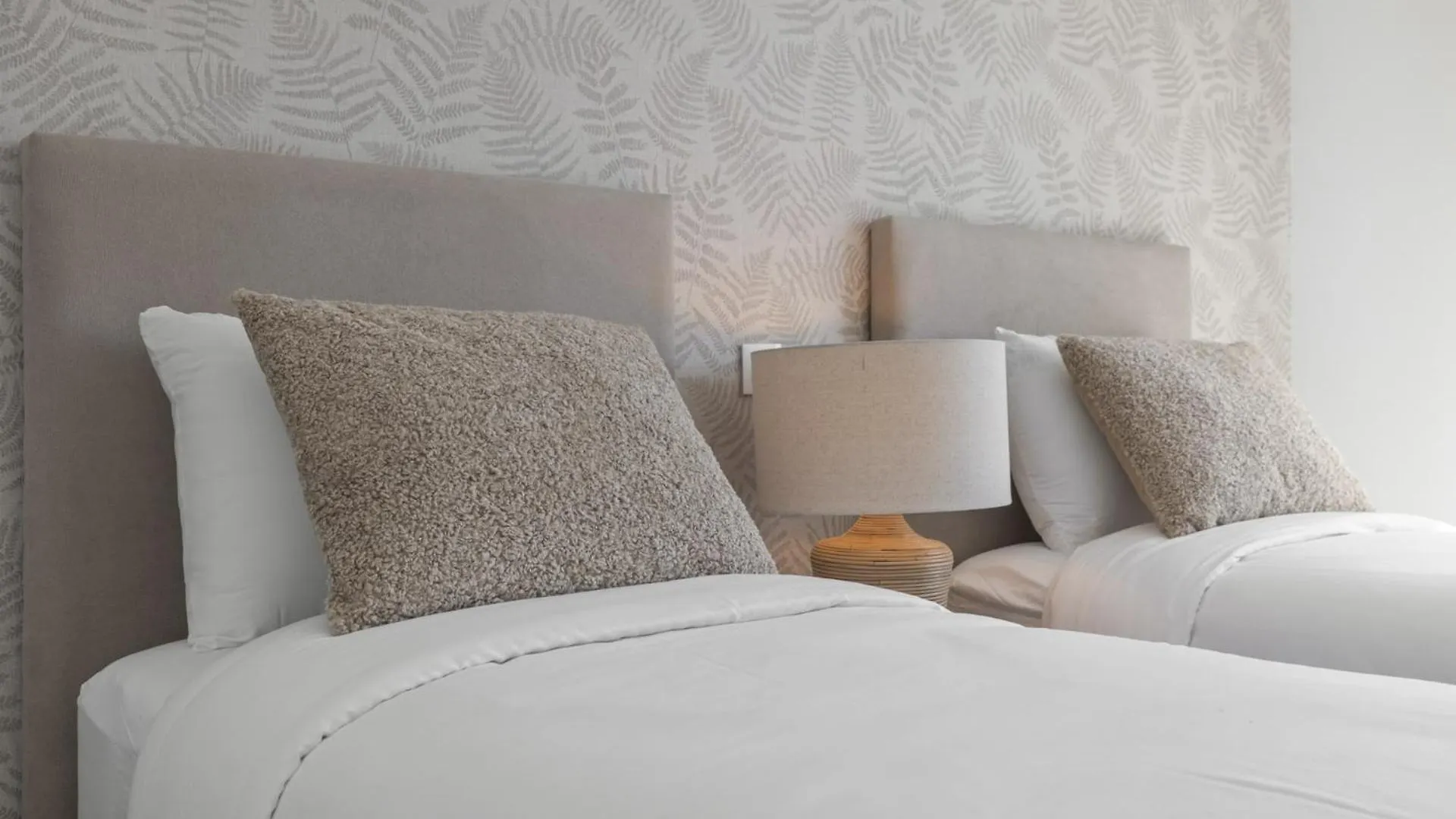 Vivi Homes - Diamond Pool, Gym, Terrace & Sea View Fuengirola Spanien